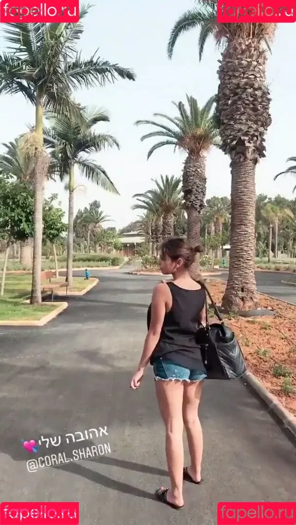 Coral Sharon Onlyfans Photo Gallery 