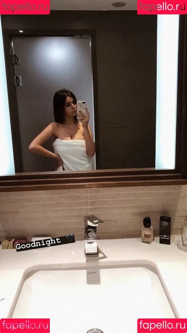 Coral Sharon Onlyfans Photo Gallery 