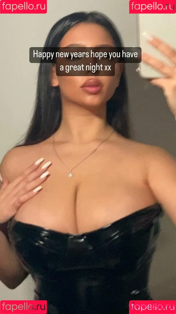 Coral Sharon Onlyfans Photo Gallery 