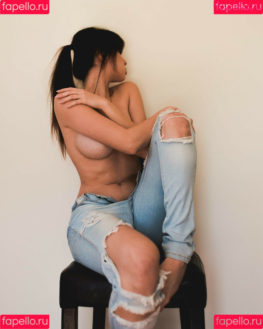 Ilanosh Onlyfans Photo Gallery 