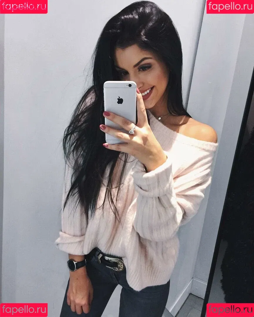 Sarah Sunita Onlyfans Photo Gallery 