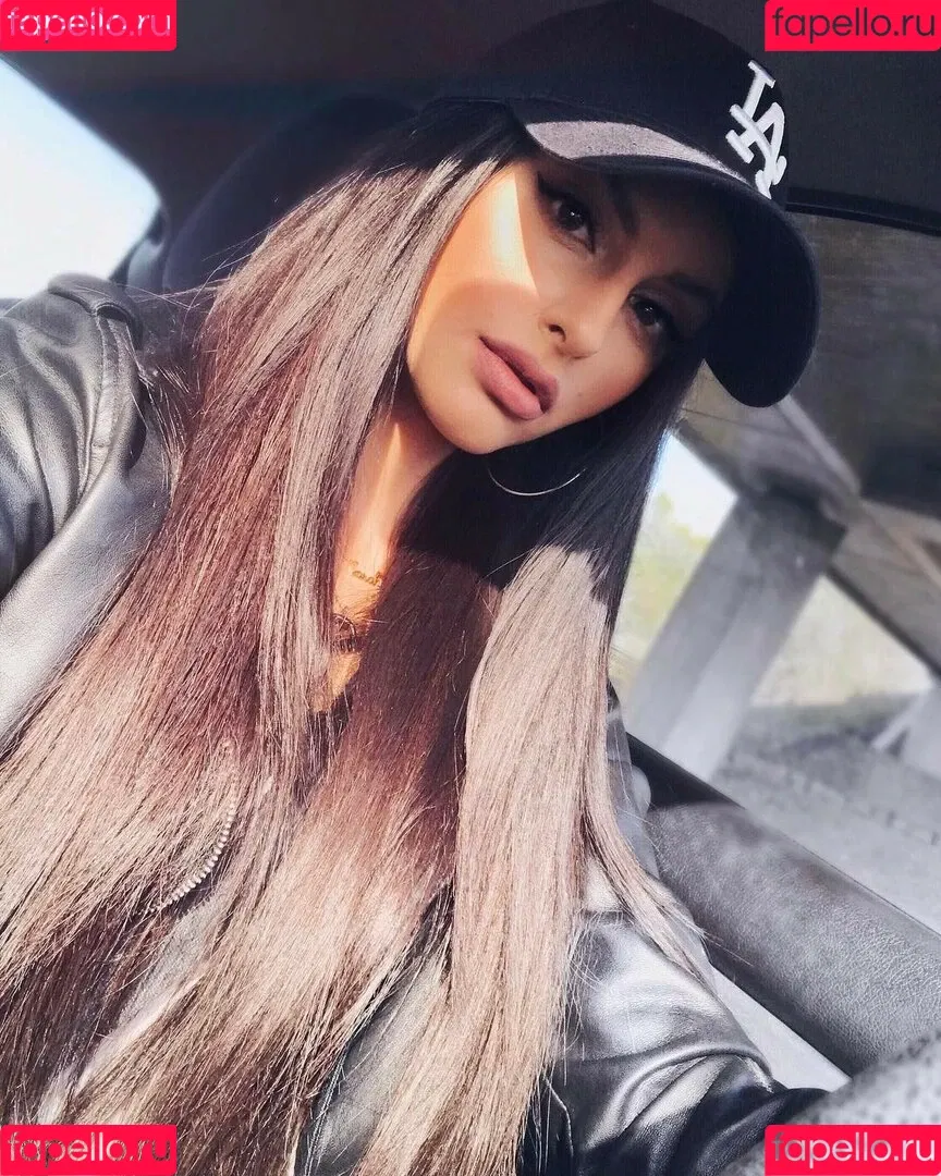 Sarah Sunita Onlyfans Photo Gallery 