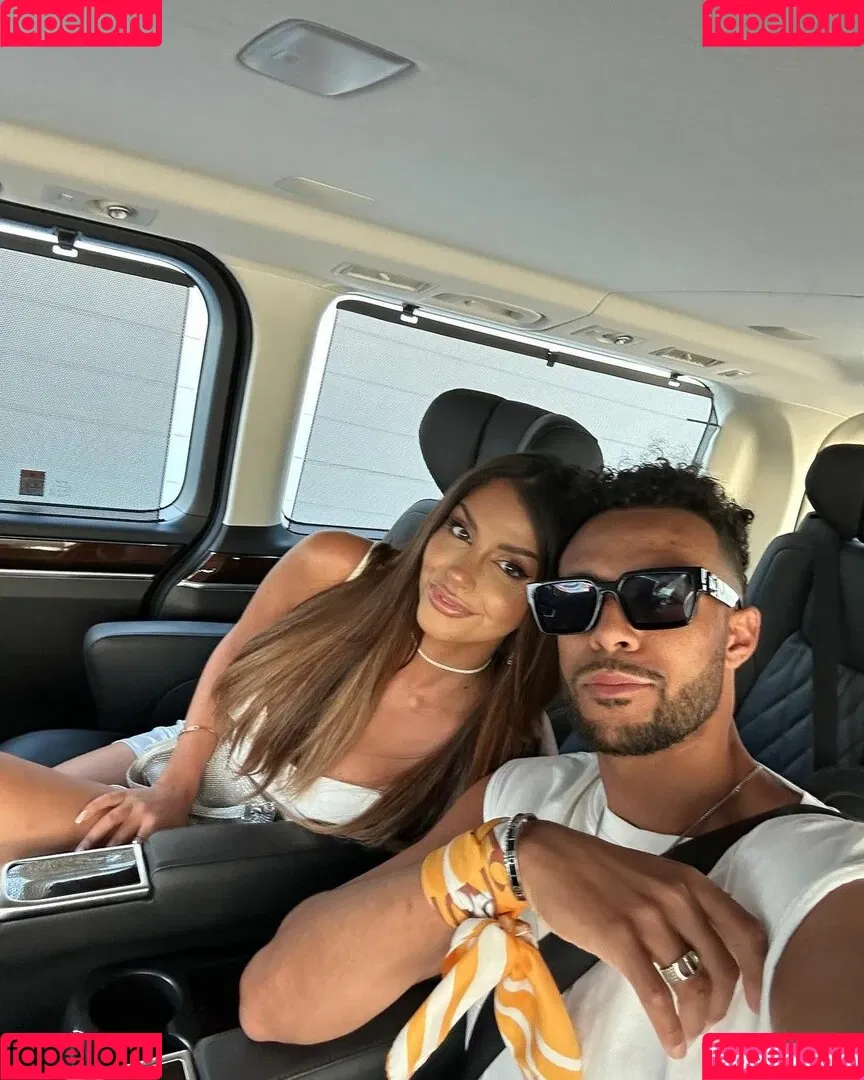 Sarah Sunita Onlyfans Photo Gallery 