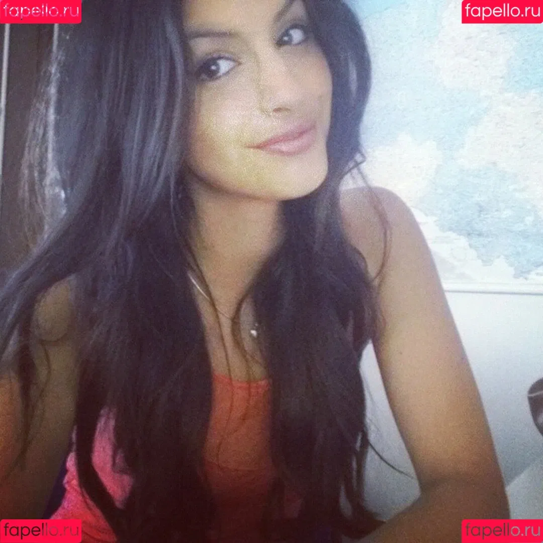 Sarah Sunita Onlyfans Photo Gallery 