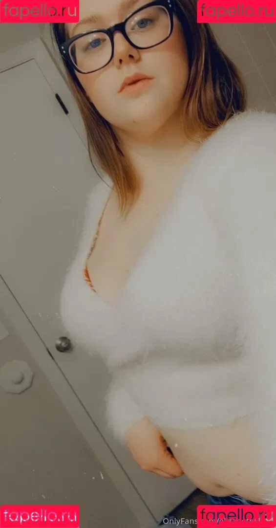 elizabethlily19 Onlyfans Photo Gallery 