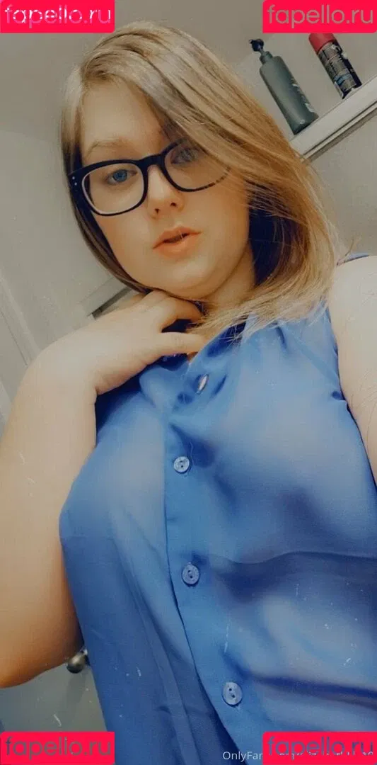 elizabethlily19 Onlyfans Photo Gallery 
