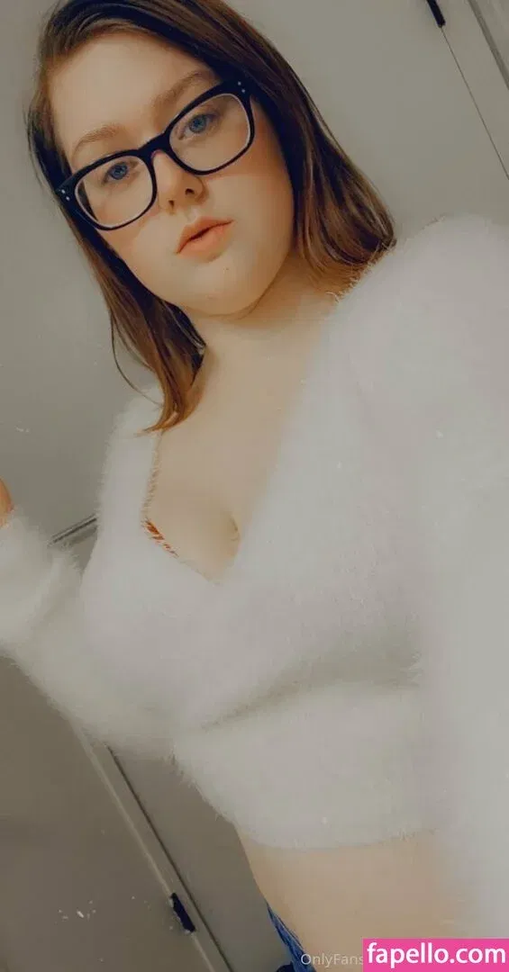 elizabethlily19 Onlyfans Photo Gallery 
