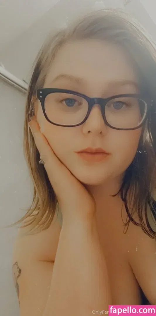 elizabethlily19 Onlyfans Photo Gallery 