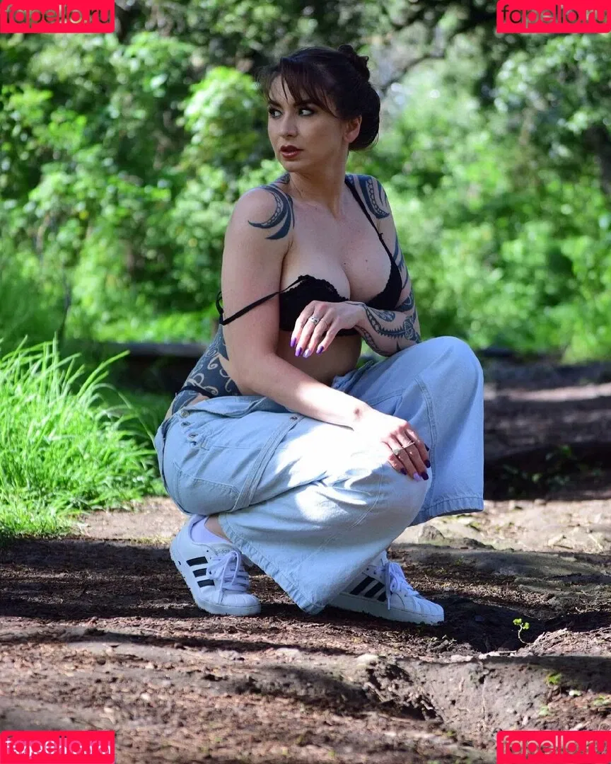 Ingrid Brans Onlyfans Photo Gallery 