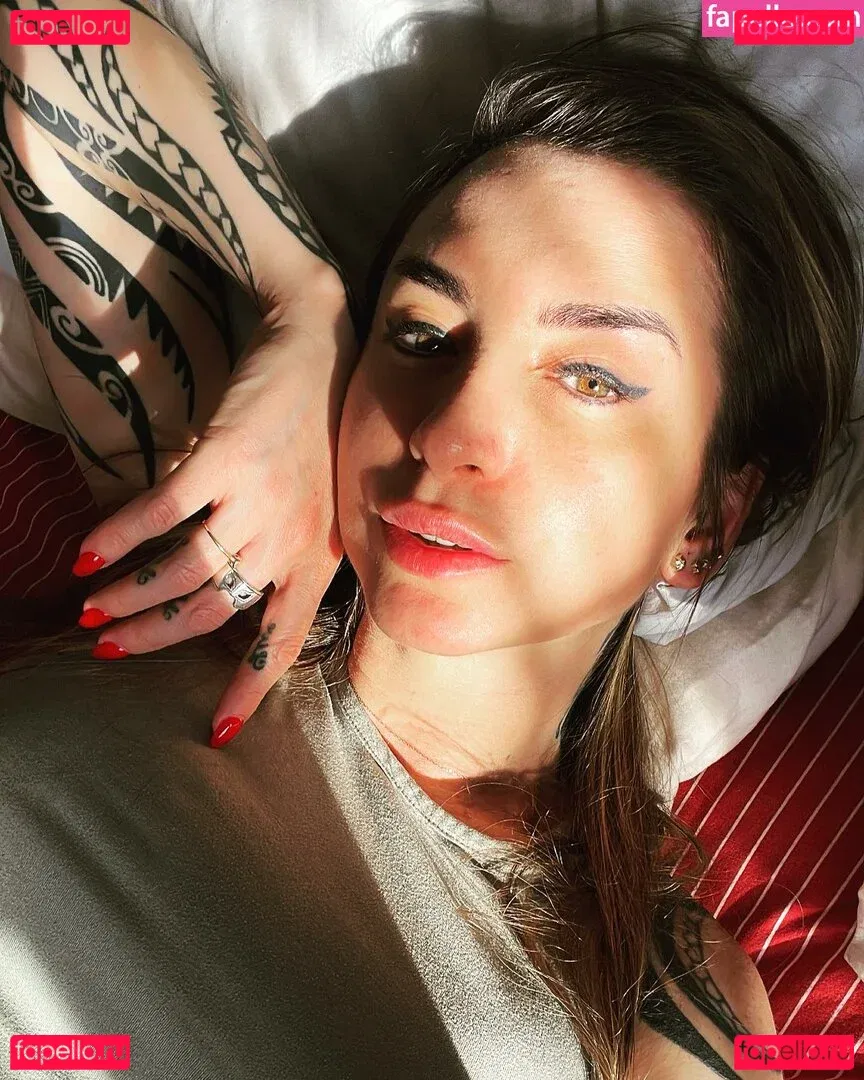 Ingrid Brans Onlyfans Photo Gallery 