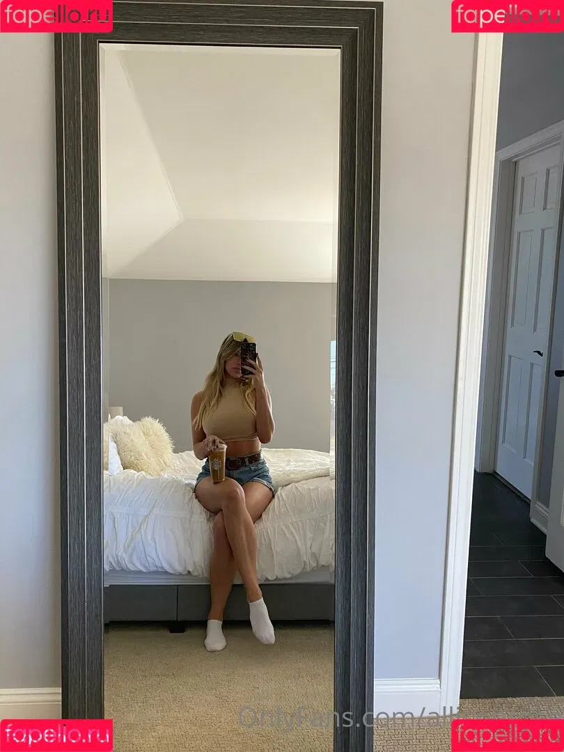 allisonrose Onlyfans Photo Gallery 