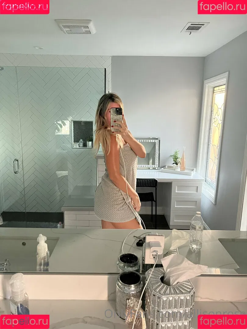 allisonrose Onlyfans Photo Gallery 