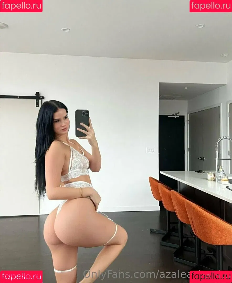 azalea_banks Onlyfans Photo Gallery 