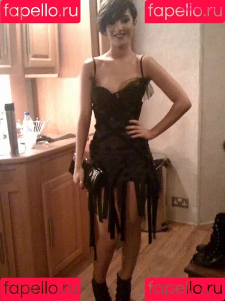 Frankie Bridge Onlyfans Photo Gallery 