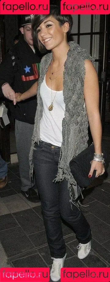 Frankie Bridge Onlyfans Photo Gallery 