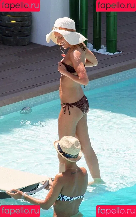 Frankie Bridge Onlyfans Photo Gallery 