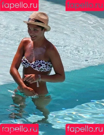 Frankie Bridge Onlyfans Photo Gallery 