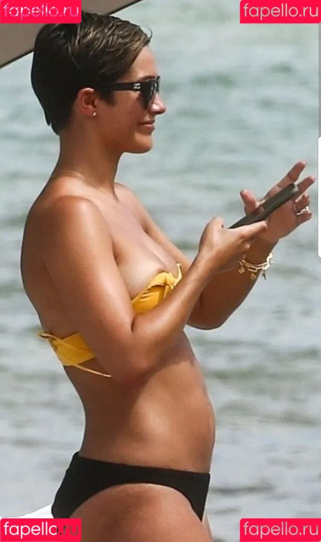 Frankie Bridge Onlyfans Photo Gallery 
