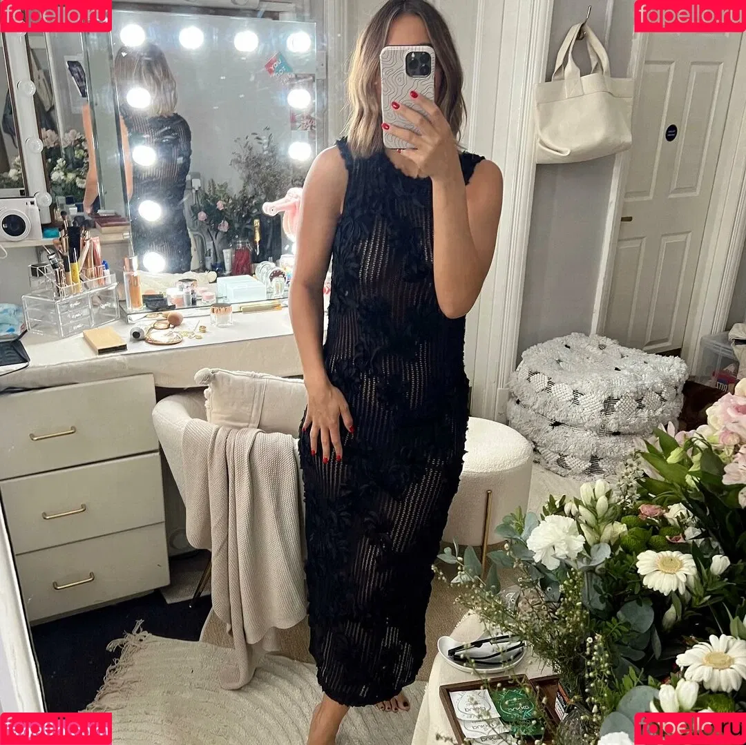 Frankie Bridge Onlyfans Photo Gallery 