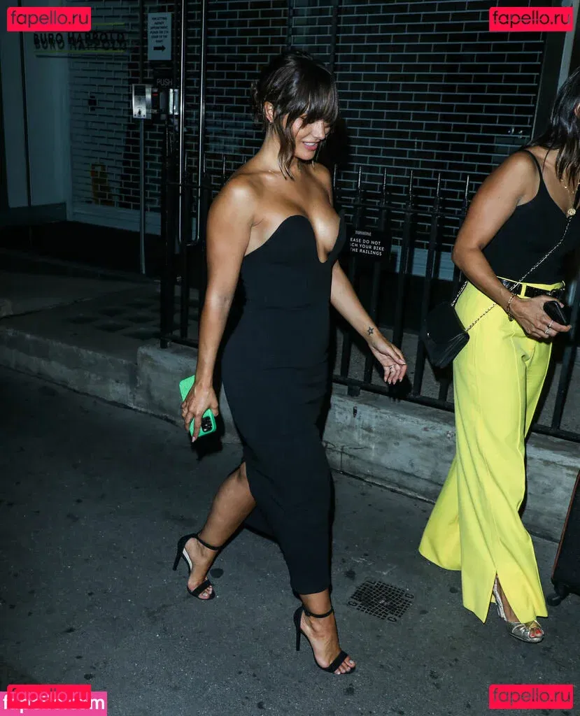 Frankie Bridge Onlyfans Photo Gallery 