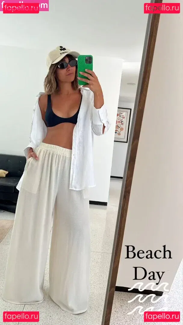 Frankie Bridge Onlyfans Photo Gallery 