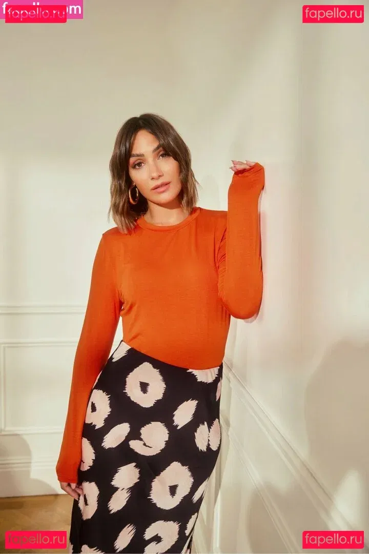 Frankie Bridge Onlyfans Photo Gallery 