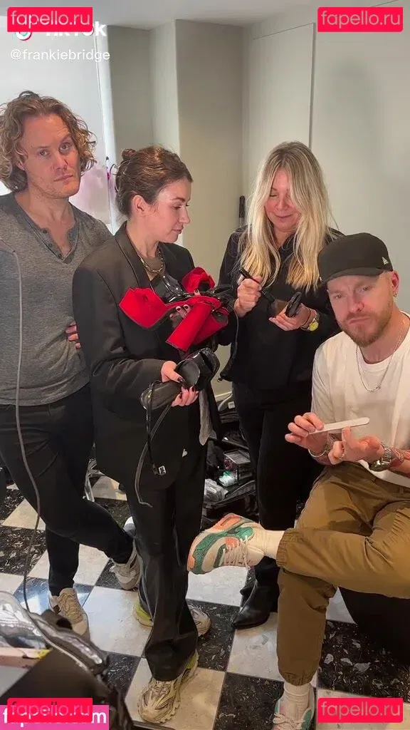 Frankie Bridge Onlyfans Photo Gallery 