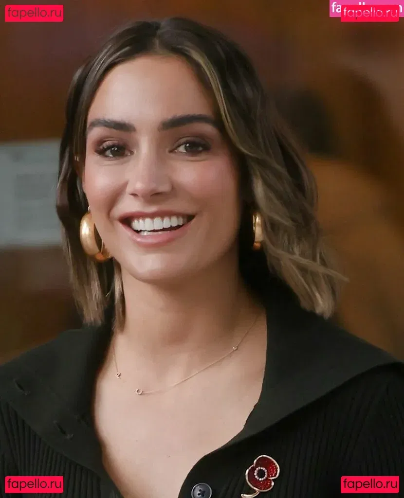 Frankie Bridge Onlyfans Photo Gallery 