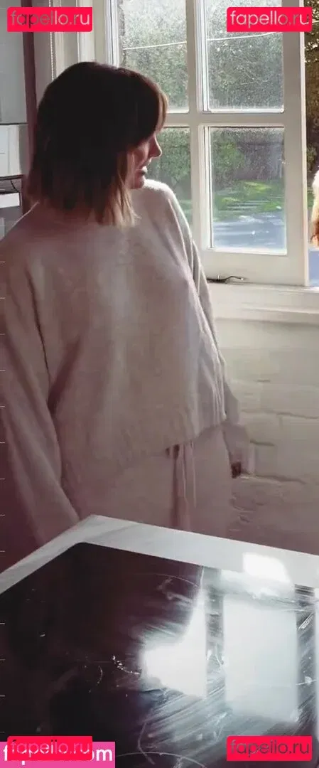 Frankie Bridge Onlyfans Photo Gallery 