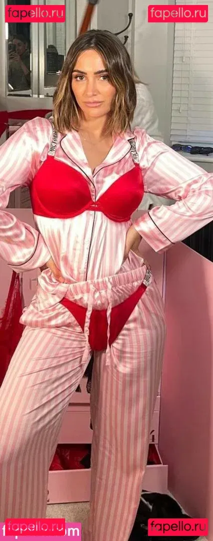 Frankie Bridge Onlyfans Photo Gallery 