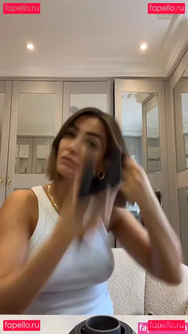 Frankie Bridge Onlyfans Photo Gallery 