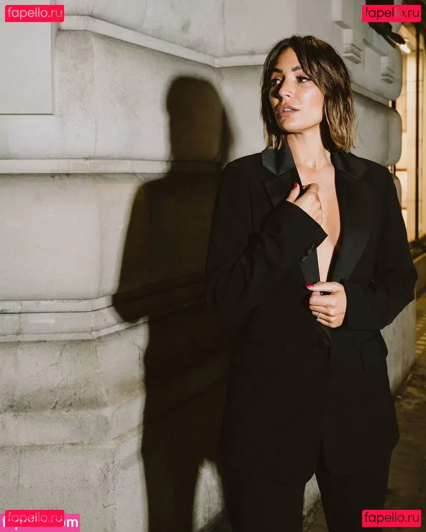 Frankie Bridge Onlyfans Photo Gallery 