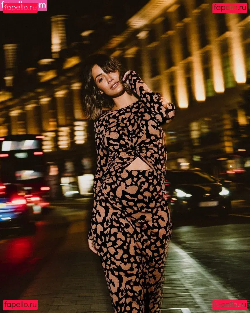 Frankie Bridge Onlyfans Photo Gallery 