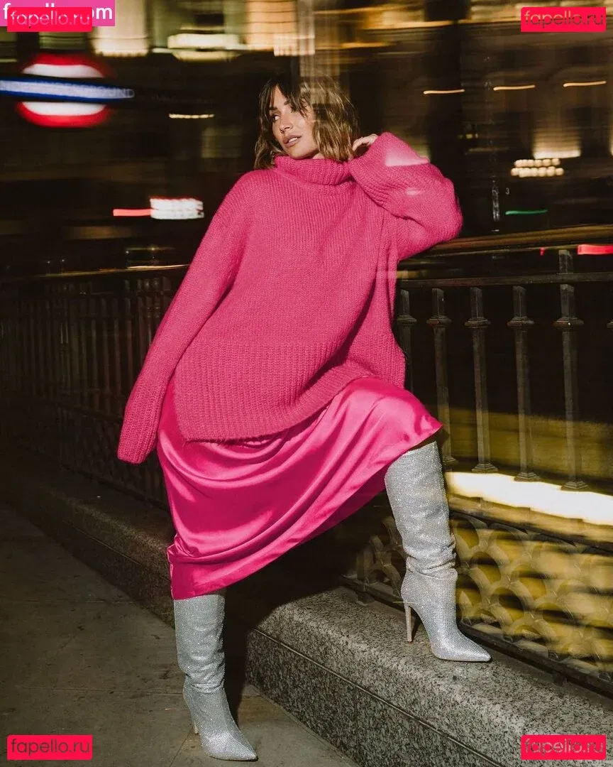 Frankie Bridge Onlyfans Photo Gallery 