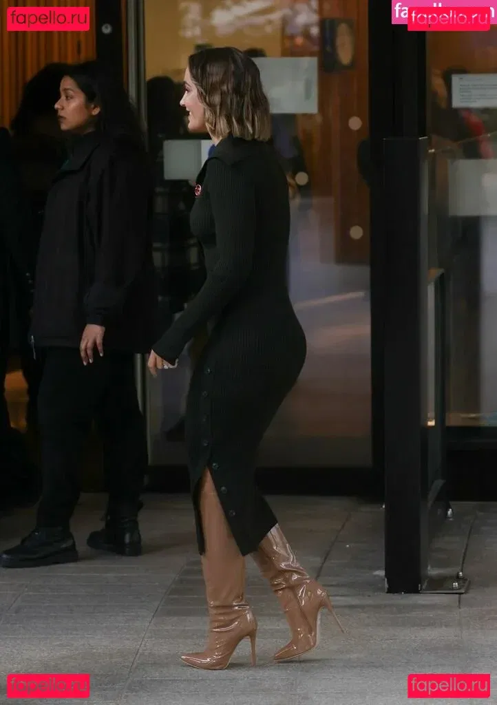 Frankie Bridge Onlyfans Photo Gallery 