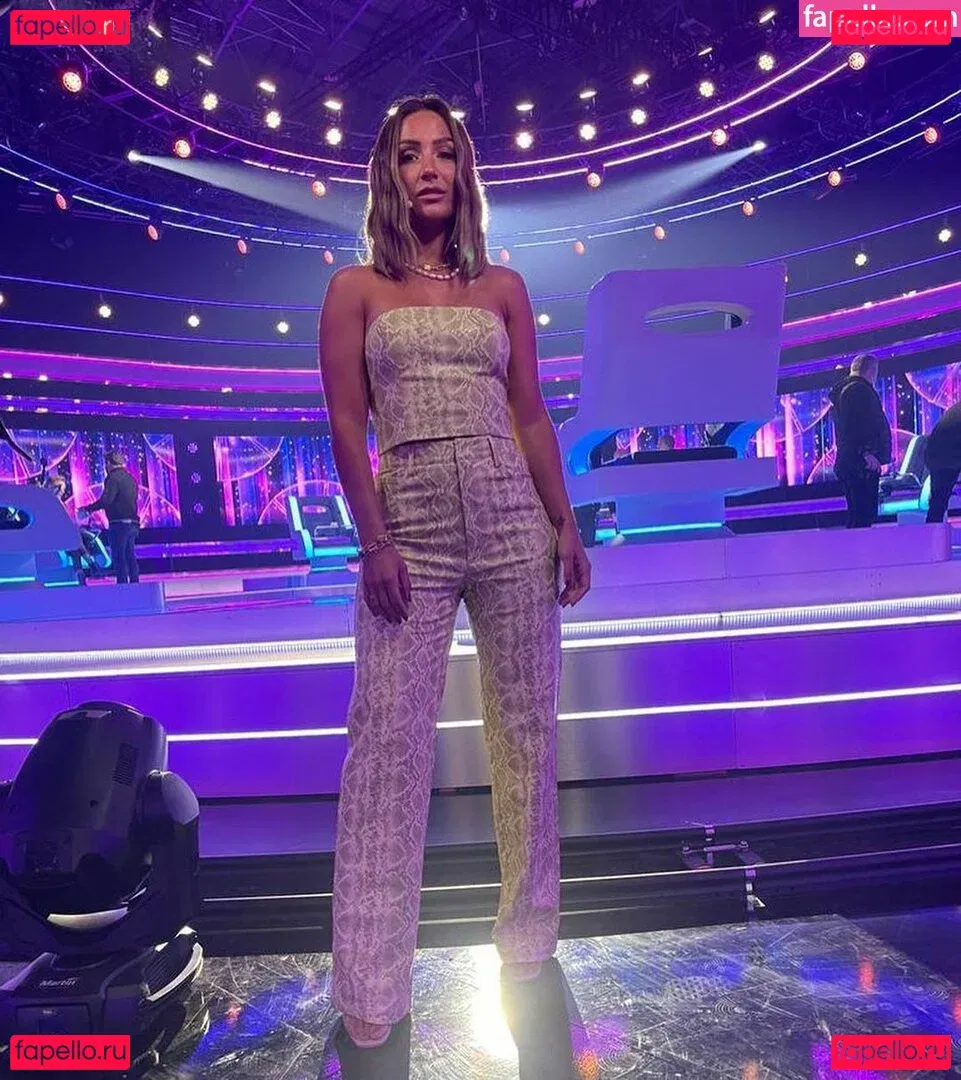 Frankie Bridge Onlyfans Photo Gallery 