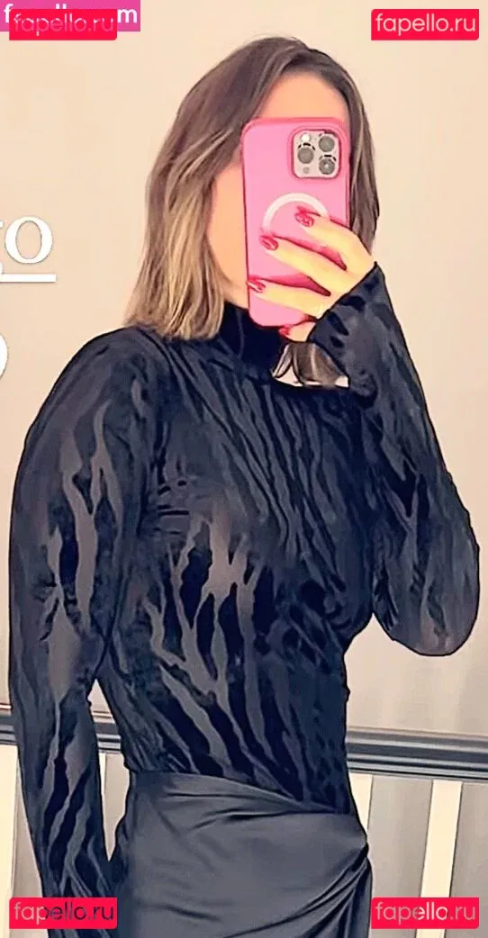 Frankie Bridge Onlyfans Photo Gallery 