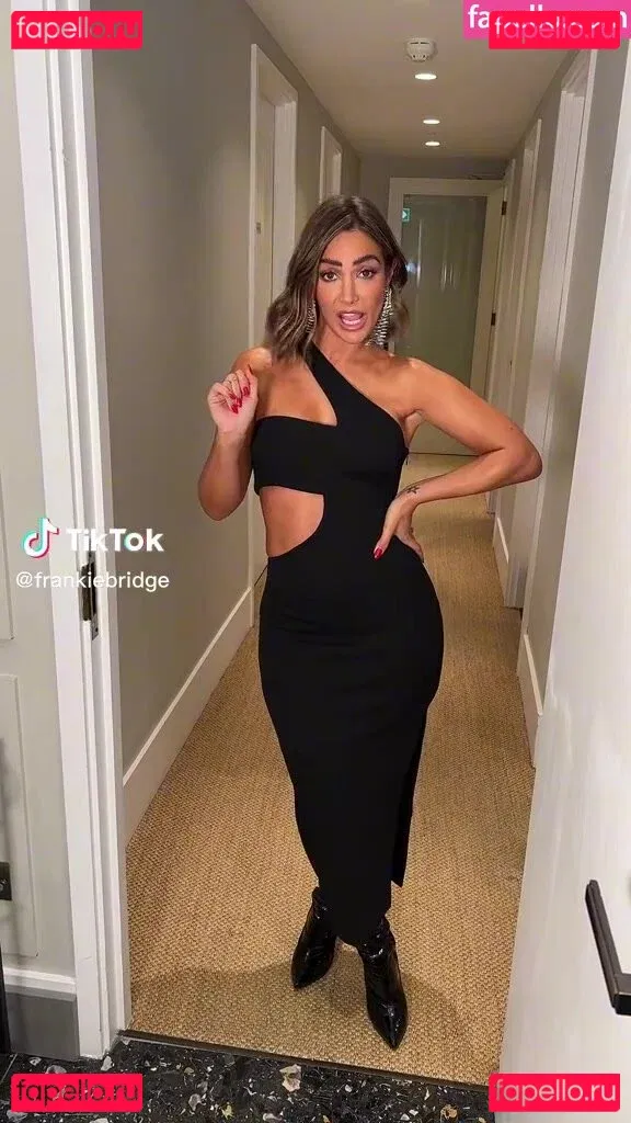 Frankie Bridge Onlyfans Photo Gallery 