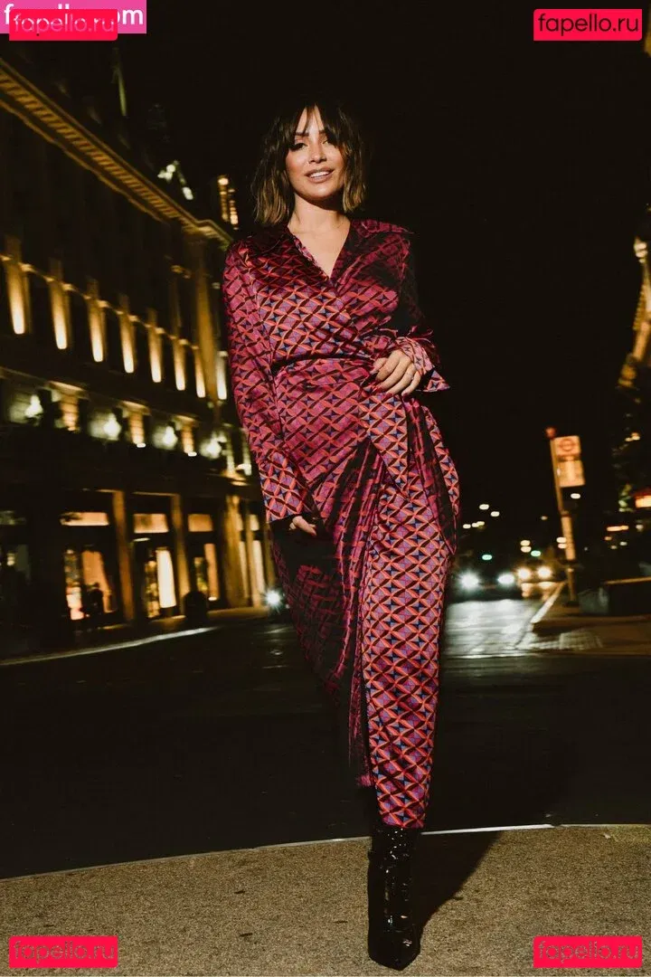 Frankie Bridge Onlyfans Photo Gallery 