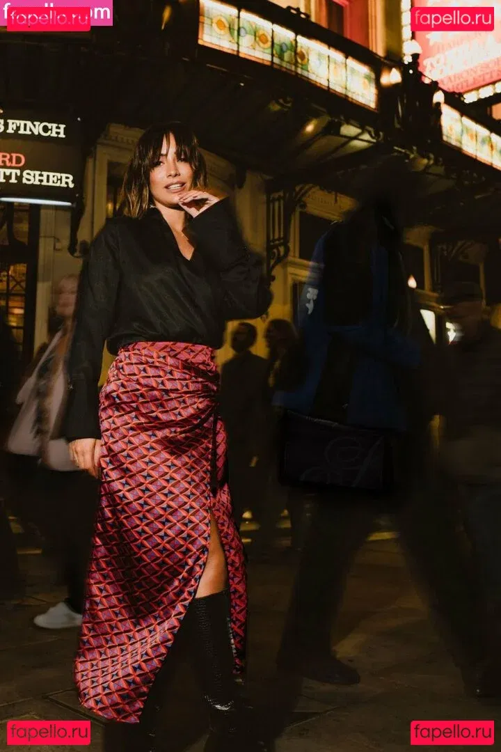 Frankie Bridge Onlyfans Photo Gallery 