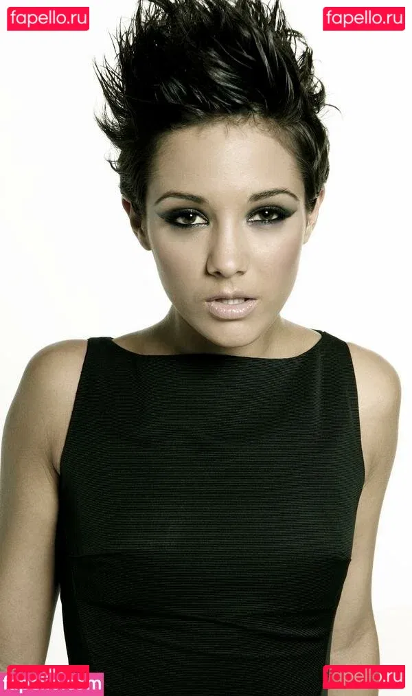 Frankie Bridge Onlyfans Photo Gallery 