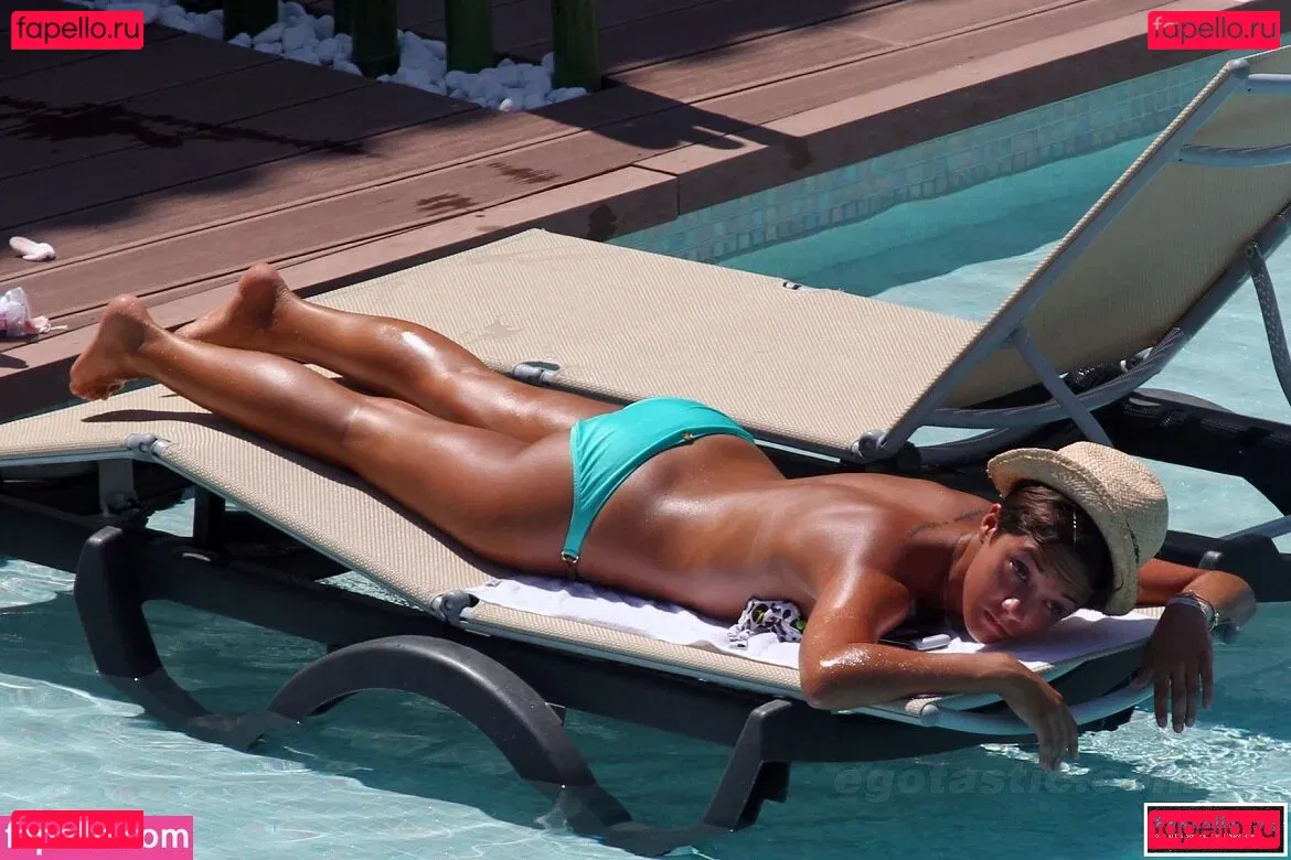 Frankie Bridge Onlyfans Photo Gallery 