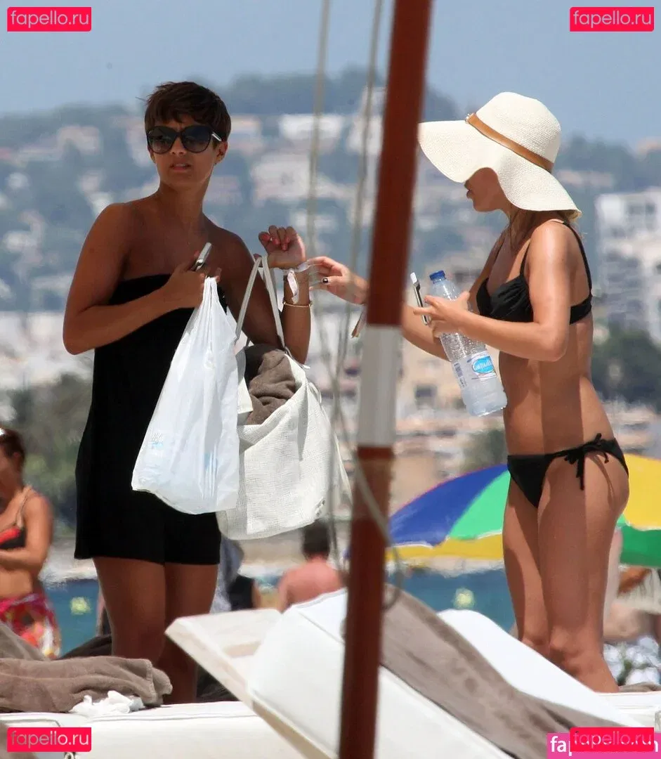 Frankie Bridge Onlyfans Photo Gallery 