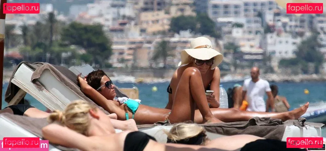 Frankie Bridge Onlyfans Photo Gallery 