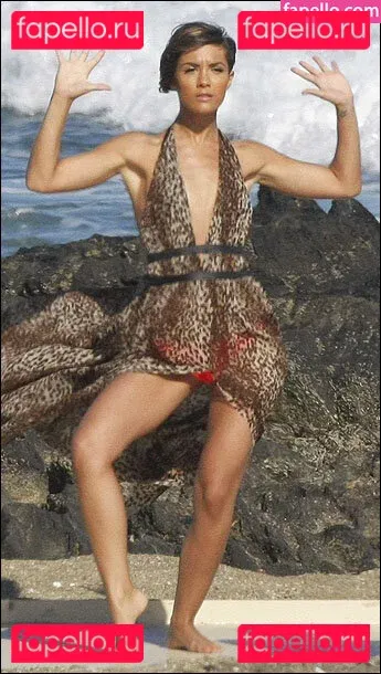 Frankie Bridge Onlyfans Photo Gallery 