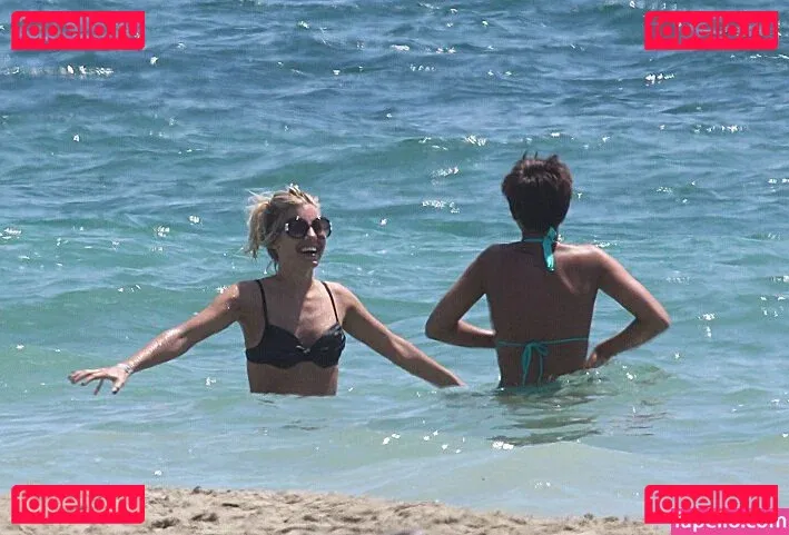 Frankie Bridge Onlyfans Photo Gallery 