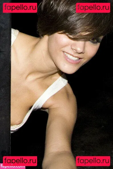 Frankie Bridge Onlyfans Photo Gallery 