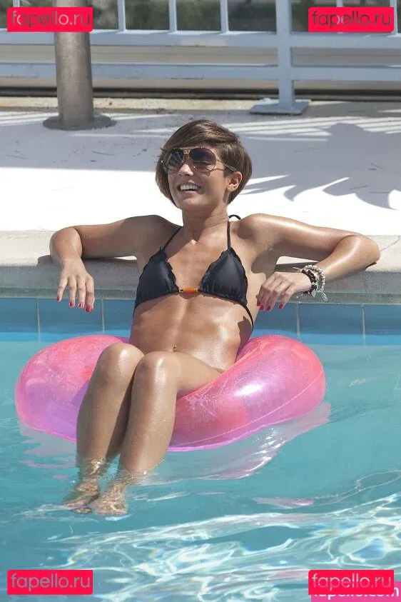 Frankie Bridge Onlyfans Photo Gallery 