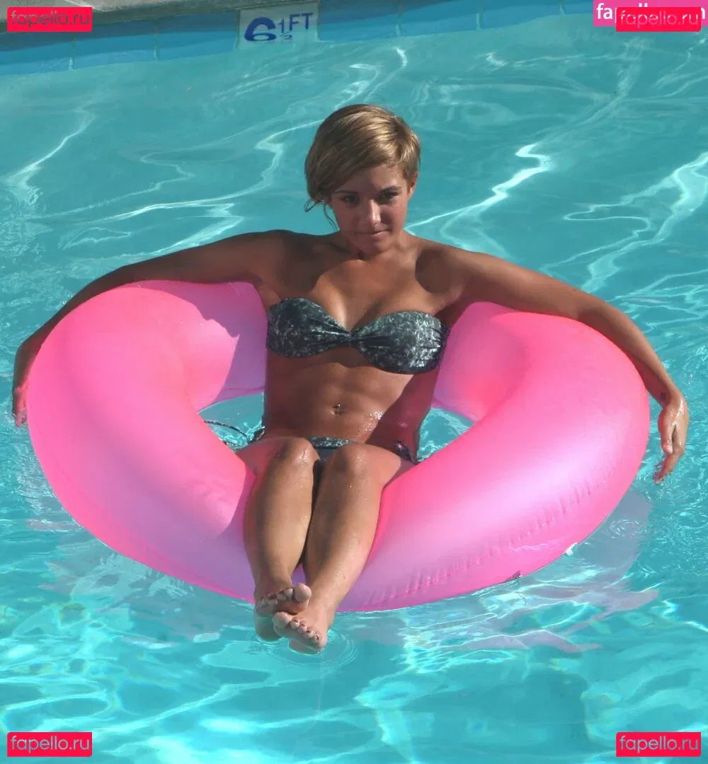 Frankie Bridge Onlyfans Photo Gallery 