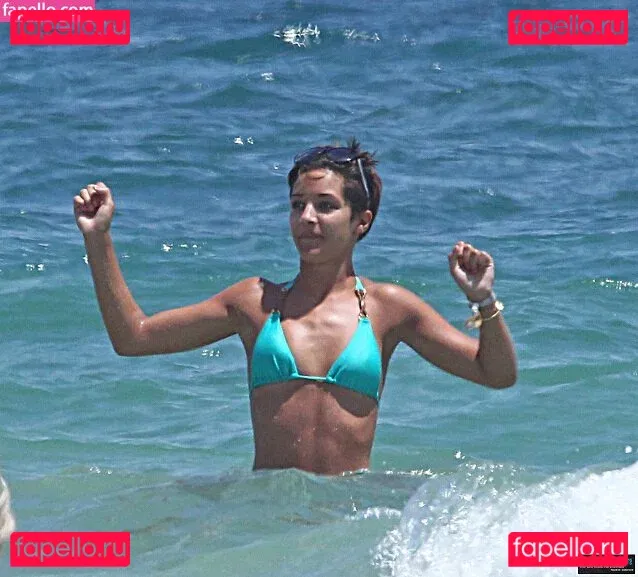 Frankie Bridge Onlyfans Photo Gallery 